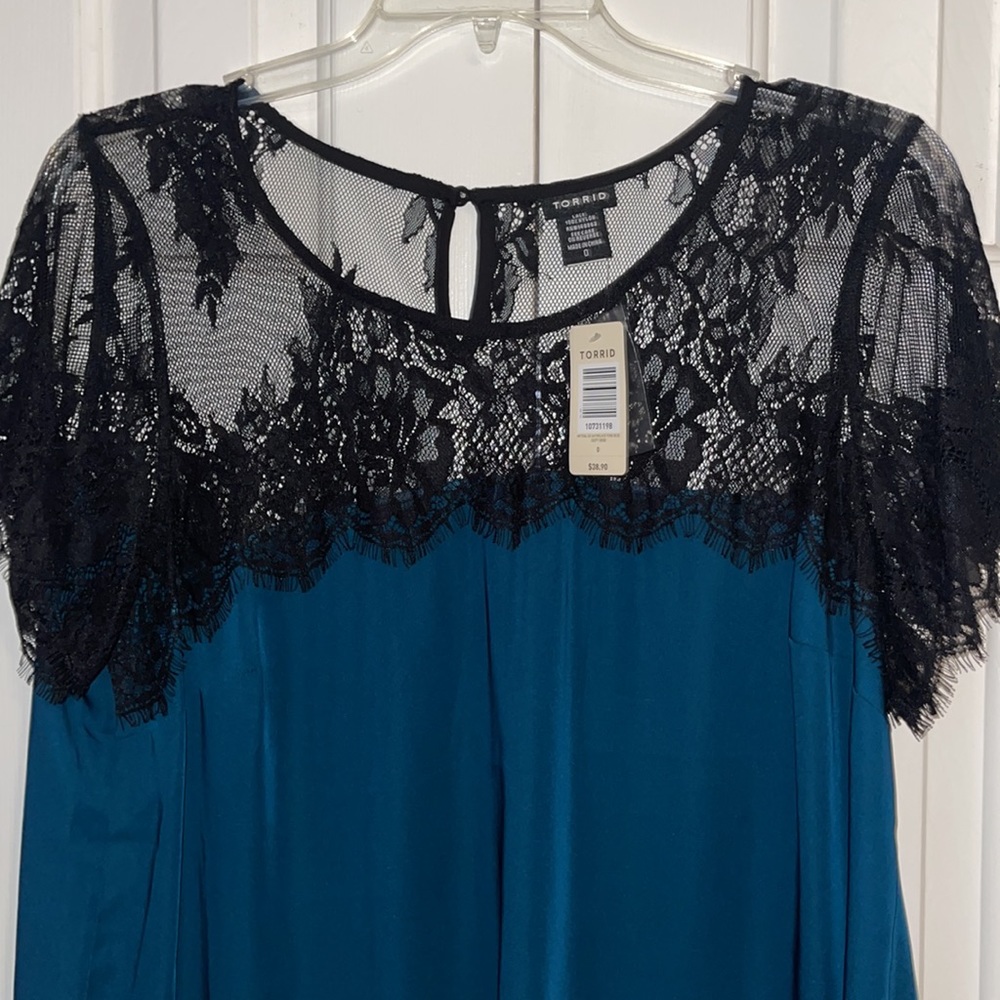 NWT Torrid Blouse